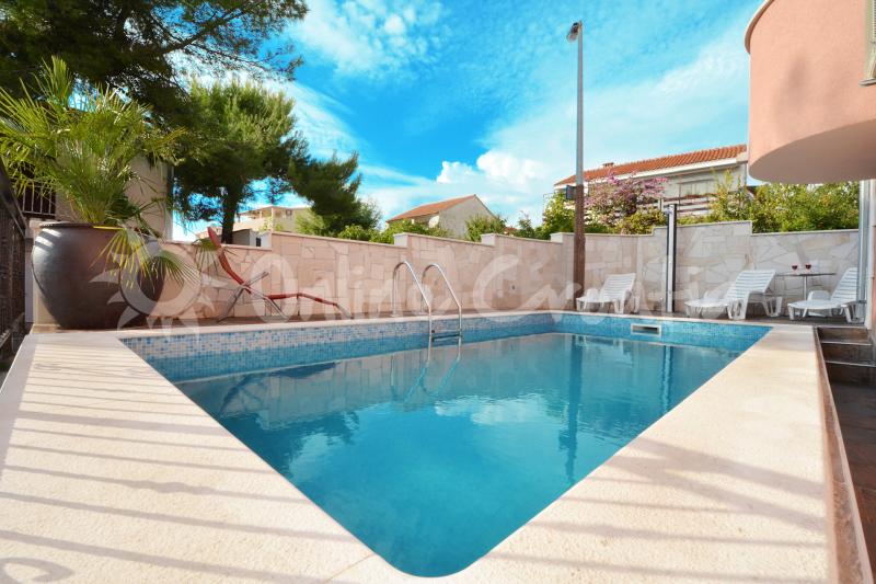 Apartman Predrag 2 (Okrug Gornji)